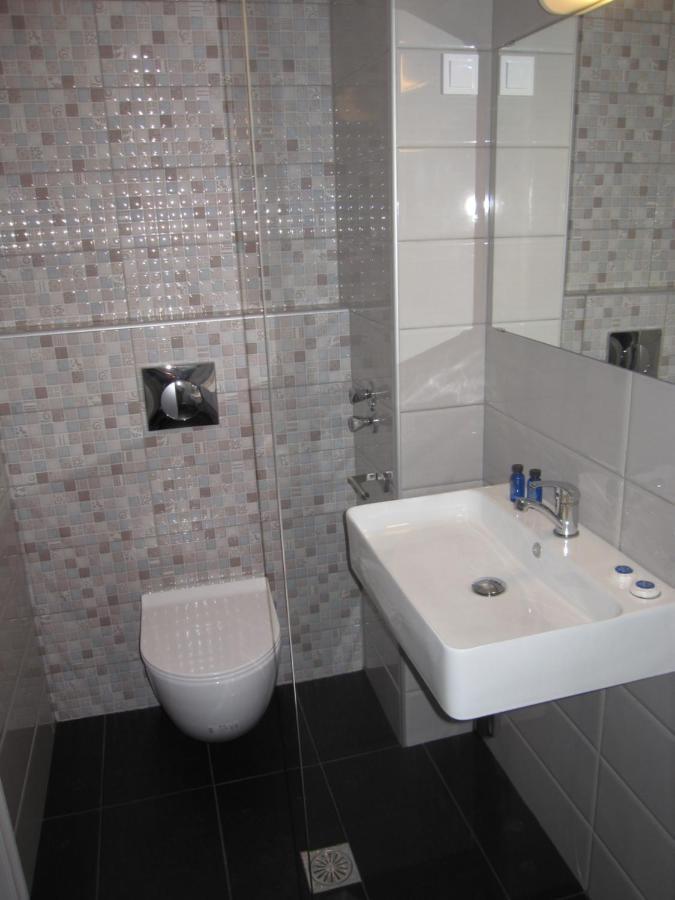 Tina Hotel Дасия Екстериор снимка